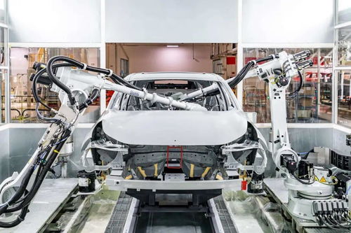 領克四年 從車輪到代碼，一名技術人的故土回歸